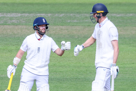 4th Test: Duckett and Crawley fifties help England claim control after Stokes’ picks five-for