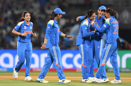 महिला विश्व कप  सेमीफाइनल में ऑस्ट्रेलिया ने चुनी बल्लेबाजी, शेफाली की भारतीय टीम में वापसी