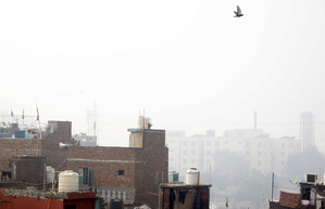दिवाली से पहले ही वायु प्रदूषण लाल निशान के पार, गाजियाबाद और नोएडा में बुरा हाल