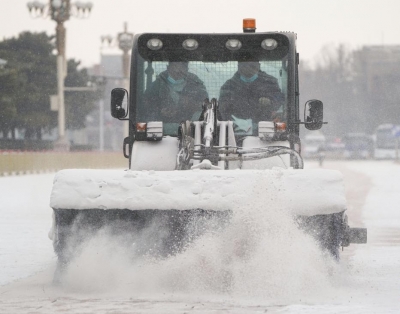 Bracing for blizzards, Beijing suspends schools Bracing for blizzards, Beijing suspends schools