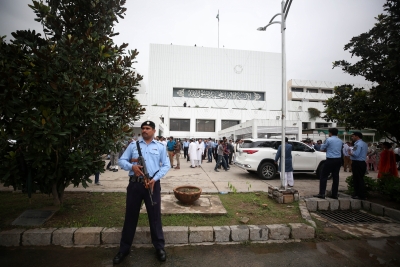 Conflicts of interest pervade parliamentary decision-making in Pakistan: Report Conflicts of interest pervade parliamentary decision-making in Pakistan: Report
