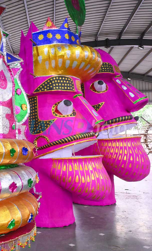 Artists Craft Ravana Effigy